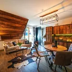 Harnasiowa Izba - Pod Giewontem Apartamento Zakopane