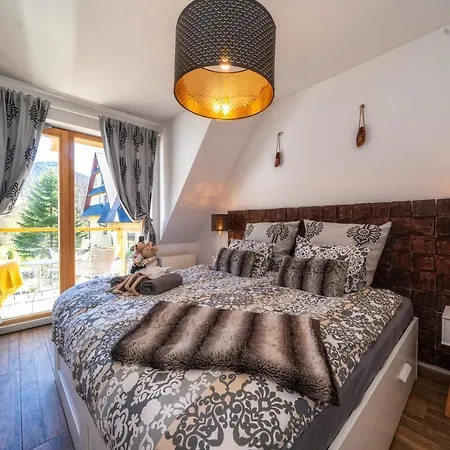 Harnasiowa Izba - Pod Giewontem *